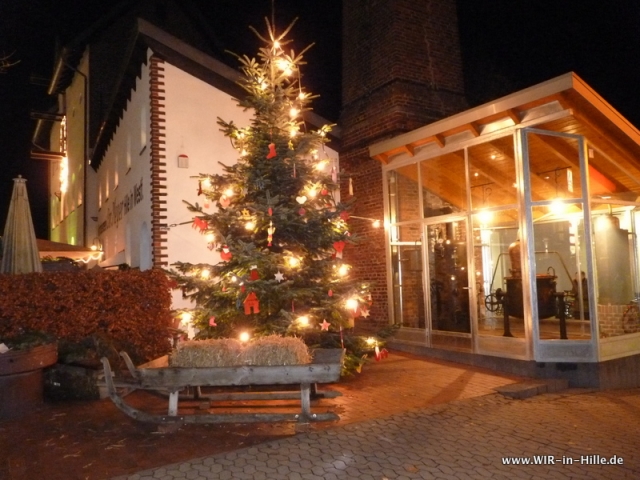 Stimmungsvoller Weihnachtsmarkt an der Brennerei in Hille